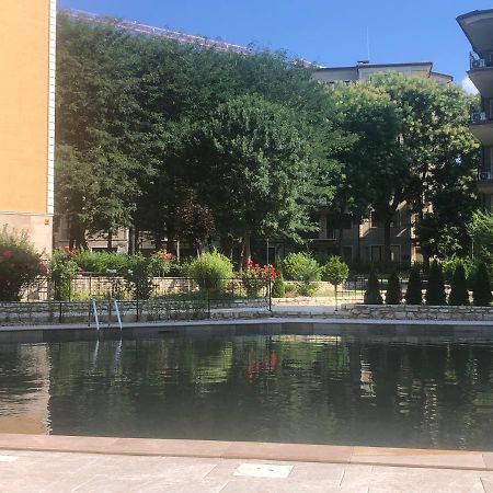 וארנה Rabi Park Residence מראה חיצוני תמונה